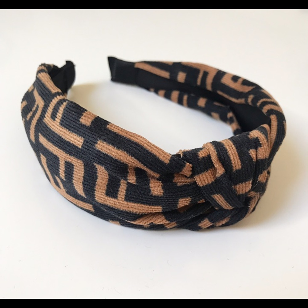 - Knot headbands